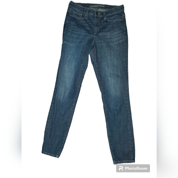 Jeans by Universal Thread size 6 - Picture 1 of 3